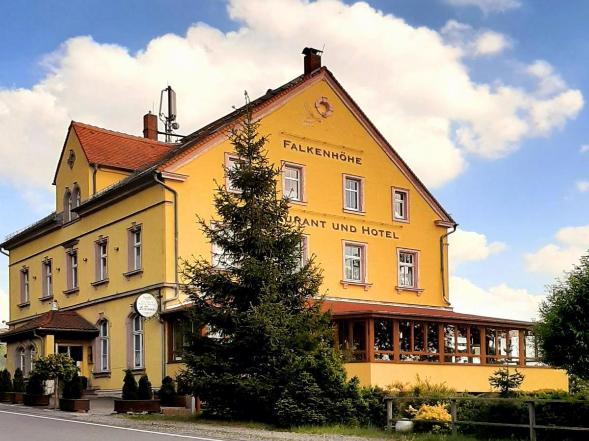 Restaurant & Hotel Zur Falkenhohe Фалькенау Экстерьер фото